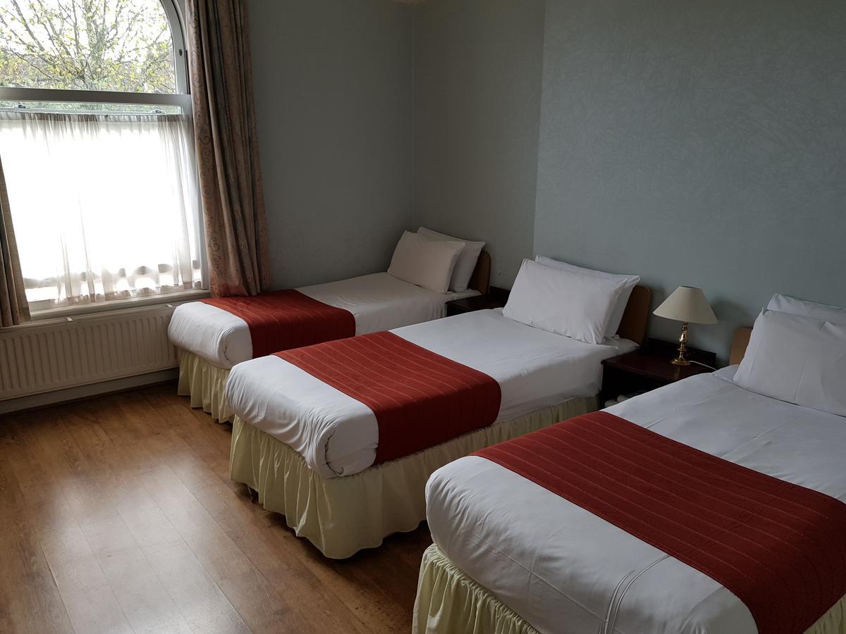 Forest View Hotel London Bagian luar foto