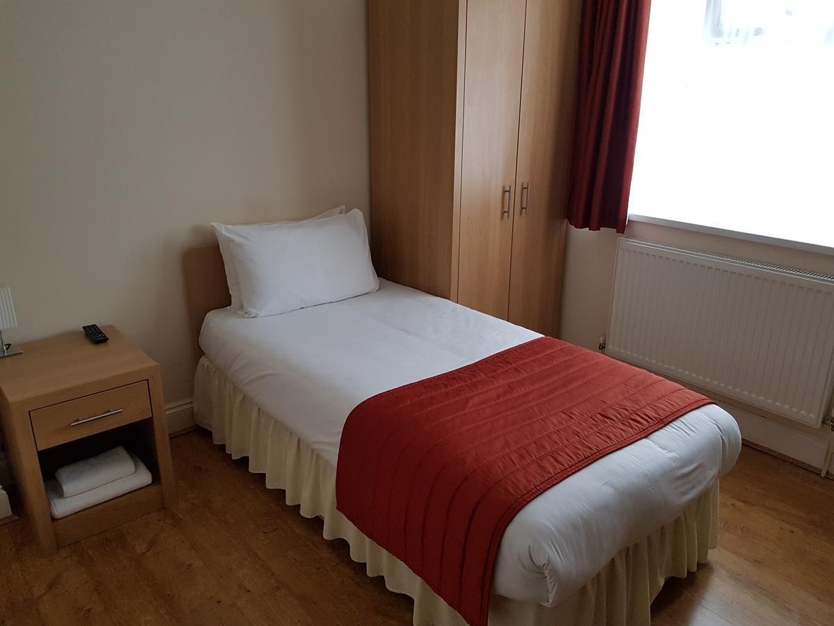 Forest View Hotel London Bagian luar foto